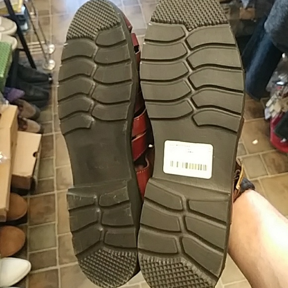 NWOT ISLAND STAGS MENS SANDALS - Picture 4 of 5